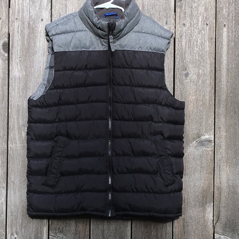 Old Navy Men’s vest M medium black gray